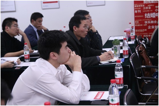 2013年第十九期《赢在网络营销》培训讲座如期举行-新媒体营销,新媒体广告公司,上海网络营销,微信代运营,高端网站建设,网站建设公司
